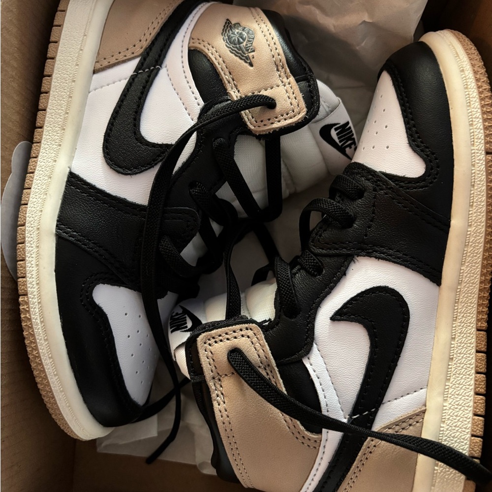Toddler Nike Jordan 1 Sneakers